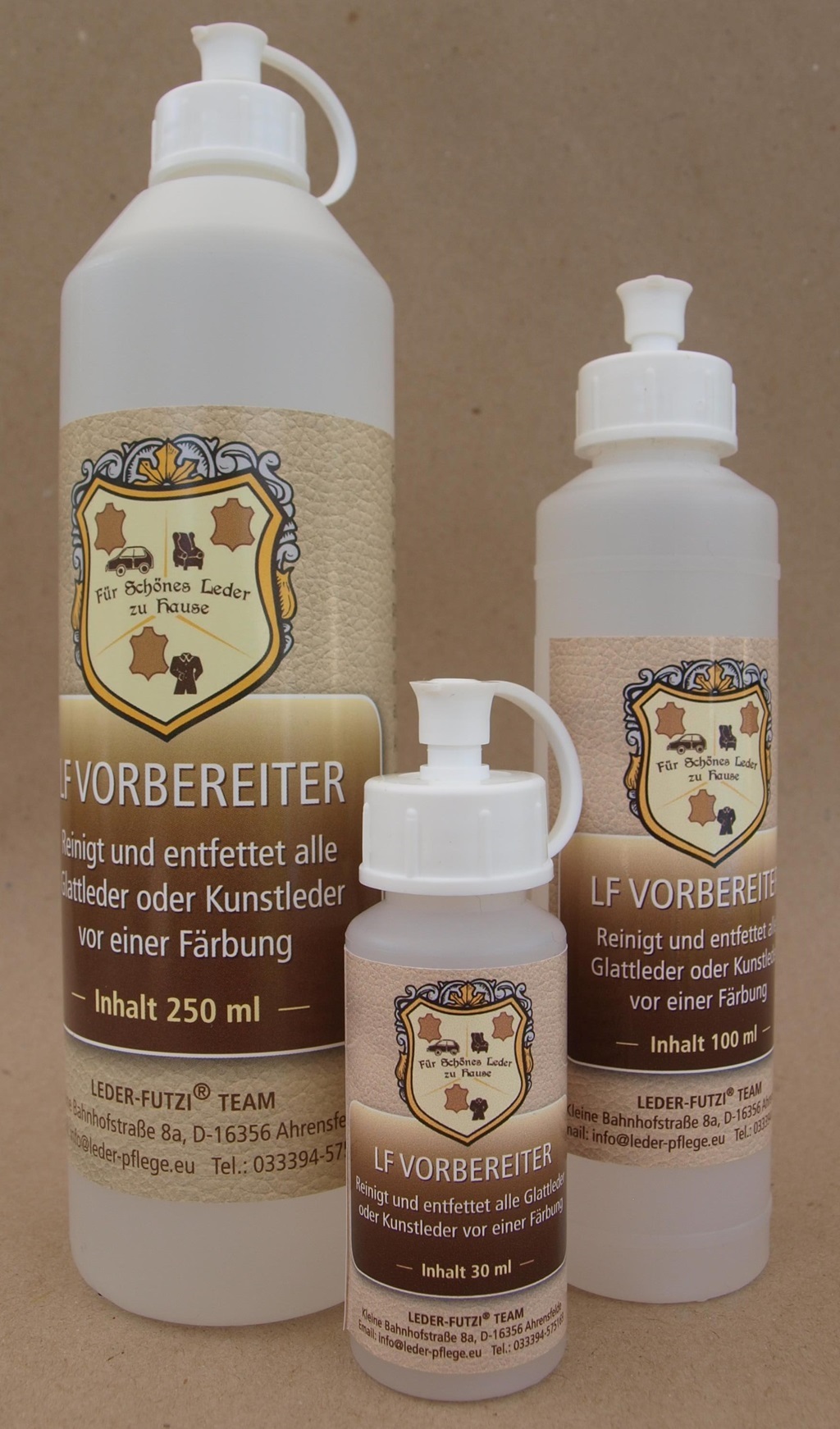 Vorbereiter zum reinigen und entfetten zu färbender Oberfläcchen